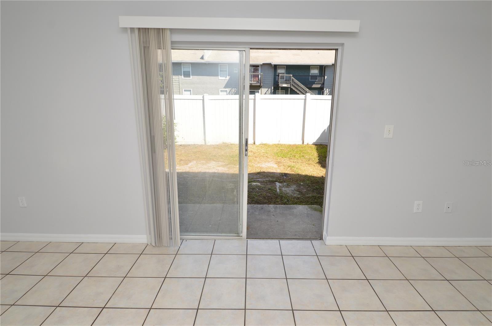 Image 7 of 19 For 3607 Idlewild Avenue Apt 303