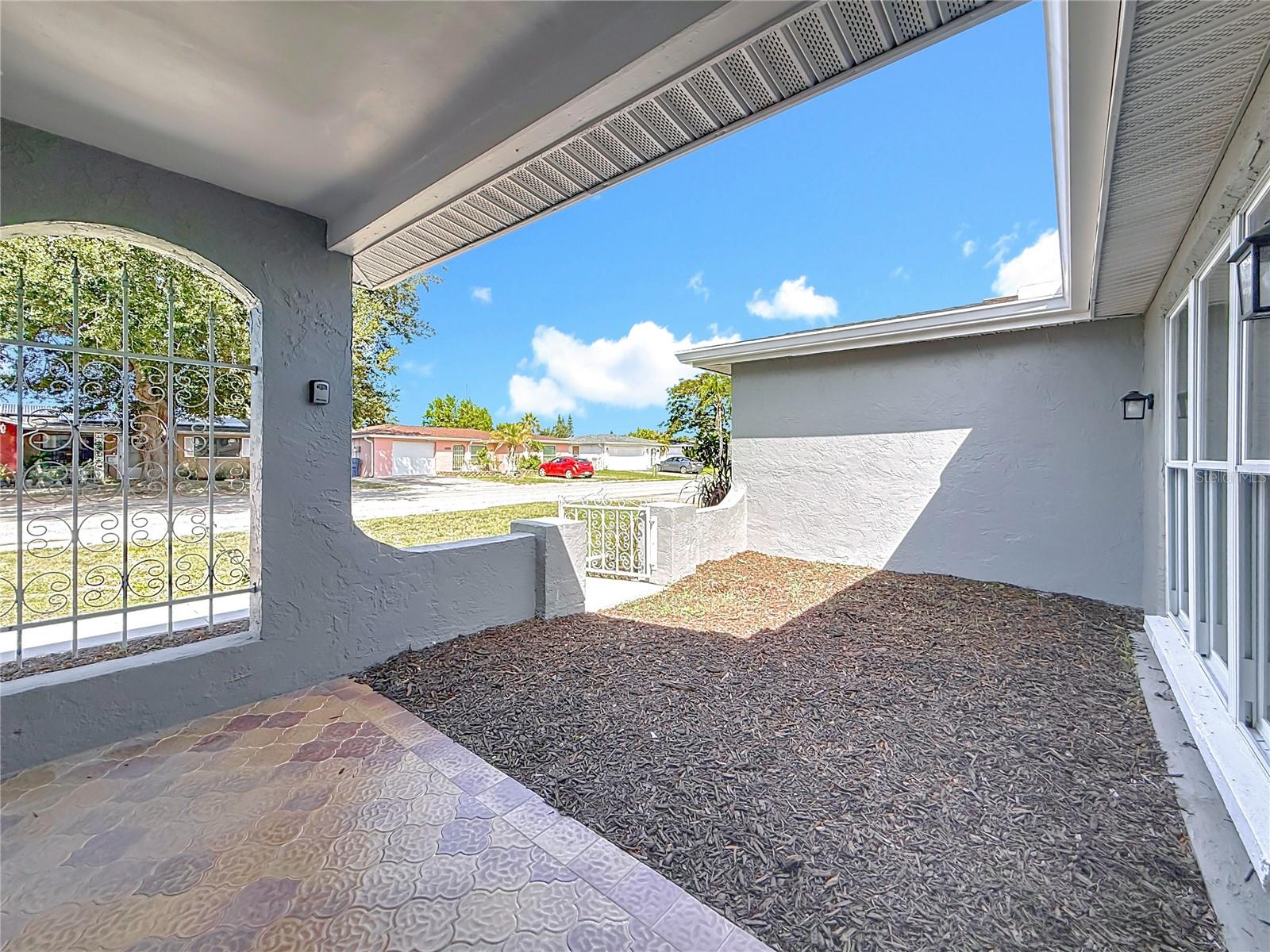 Image 11 of 79 For 1236 Normandy Boulevard