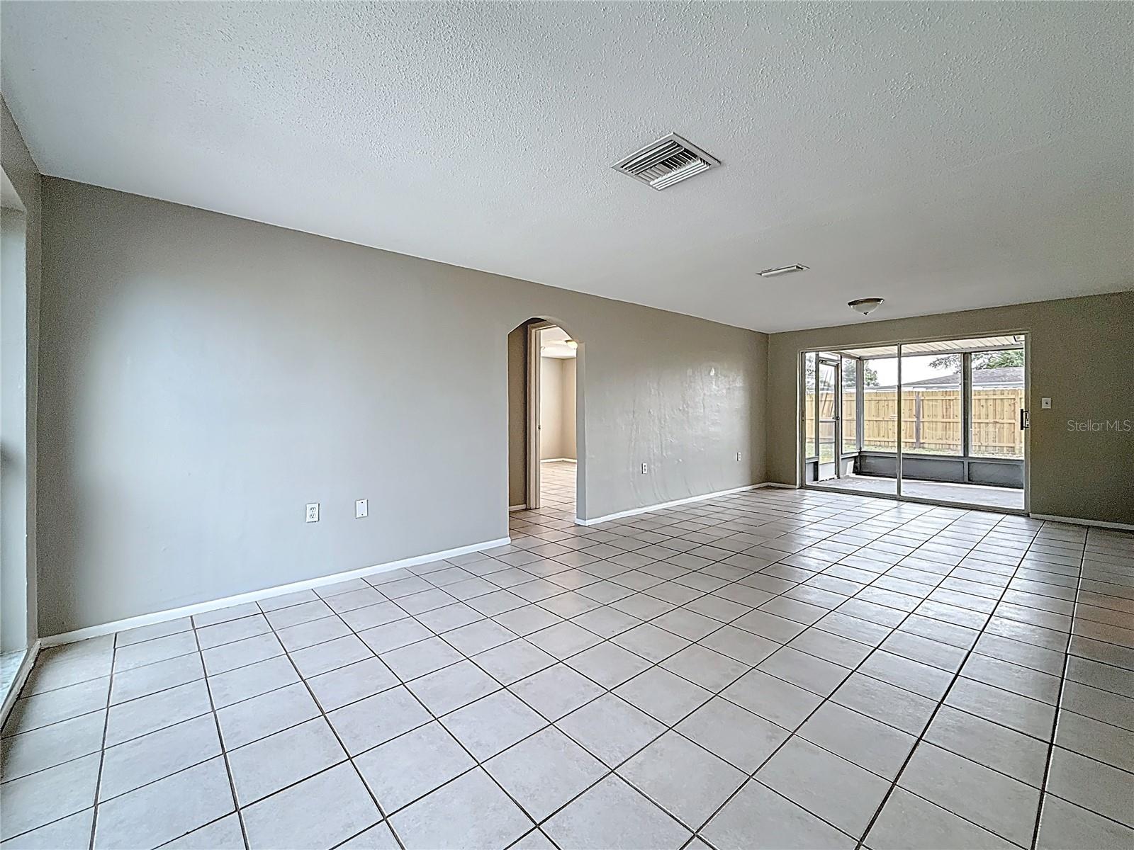 Image 14 of 79 For 1236 Normandy Boulevard