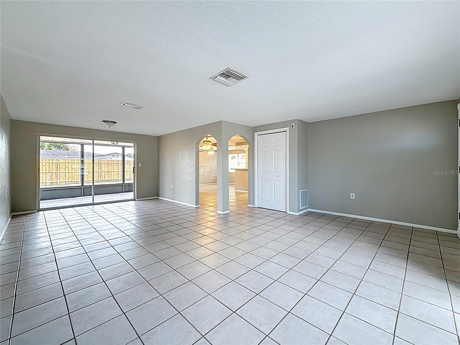 Image 15 of 79 For 1236 Normandy Boulevard