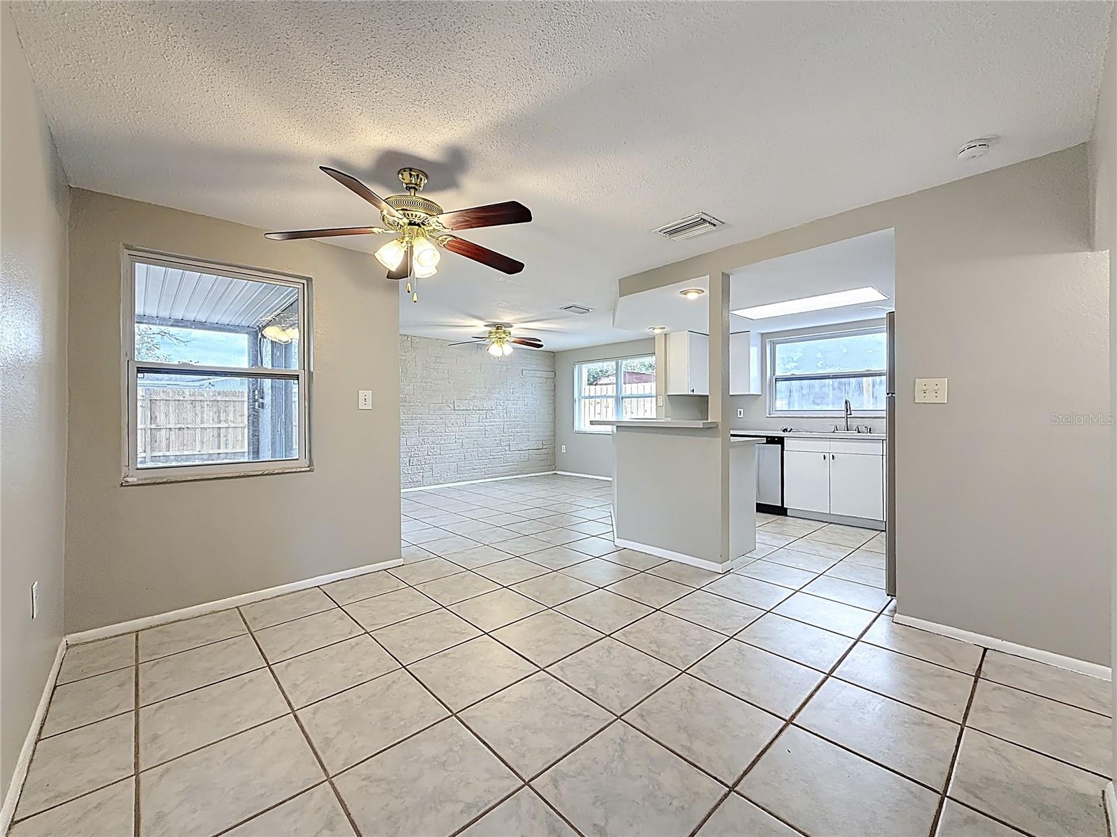 Image 19 of 79 For 1236 Normandy Boulevard