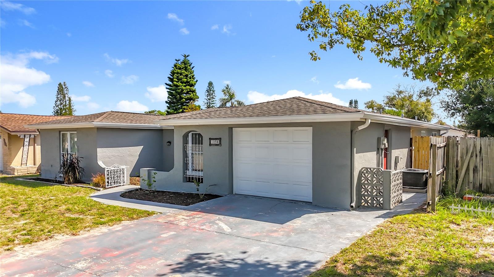 Image 2 of 79 For 1236 Normandy Boulevard