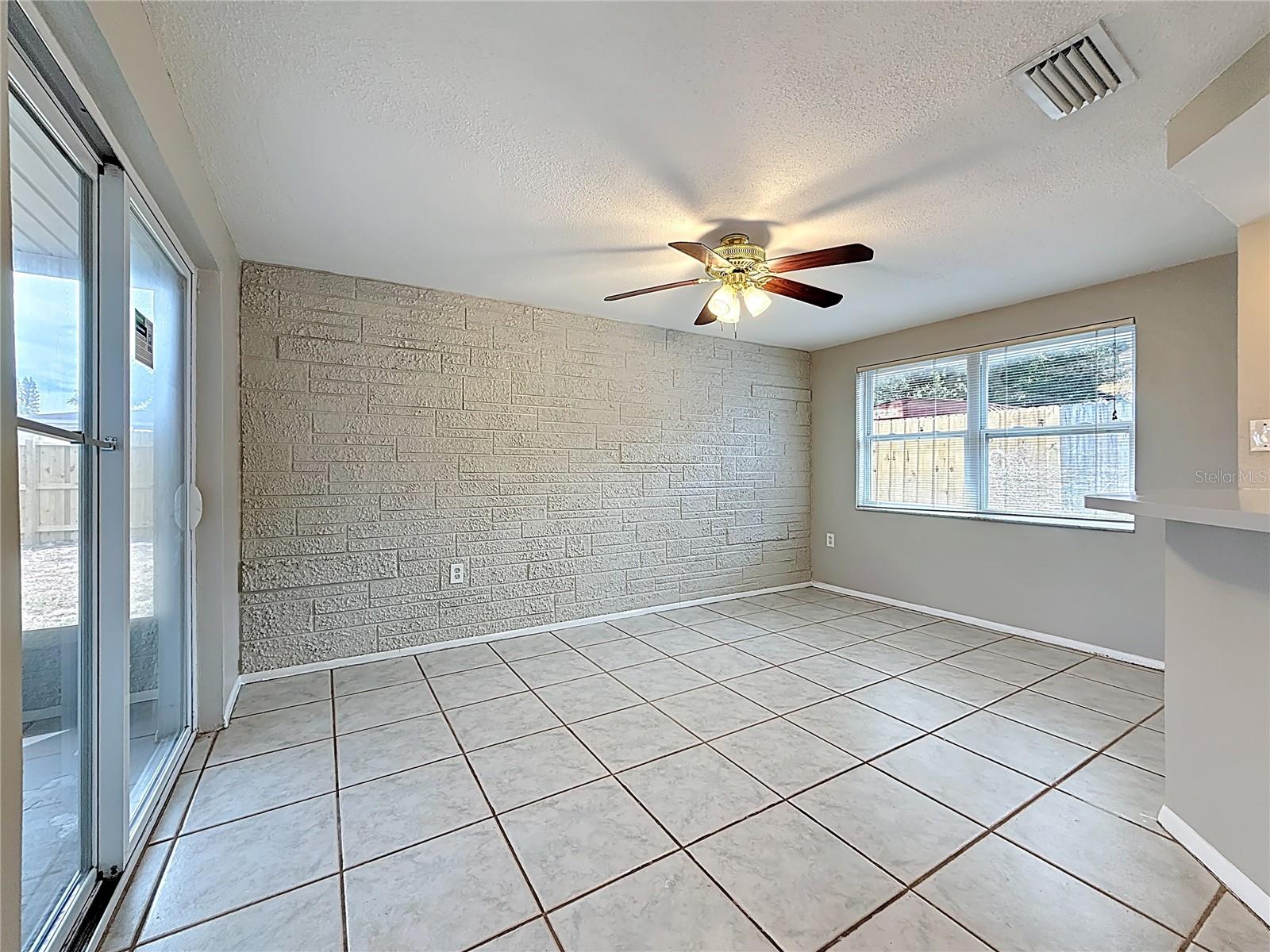 Image 21 of 79 For 1236 Normandy Boulevard