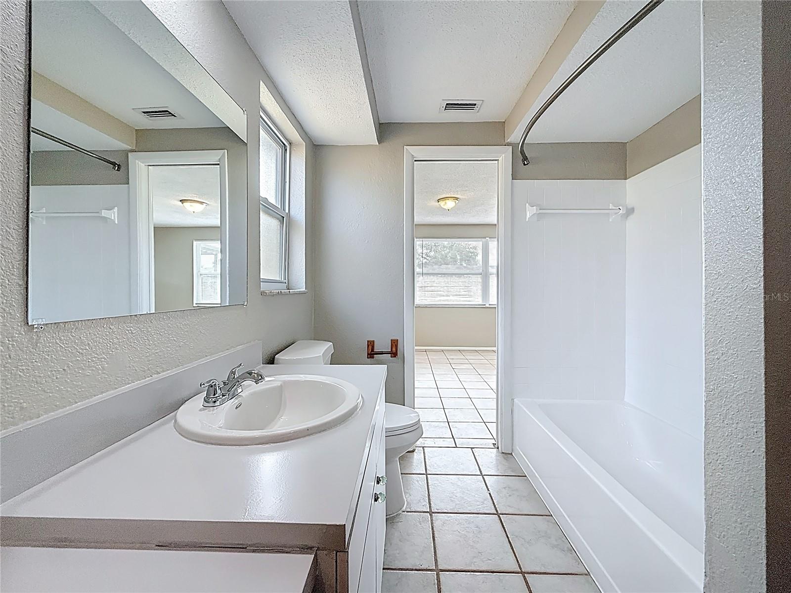 Image 42 of 79 For 1236 Normandy Boulevard