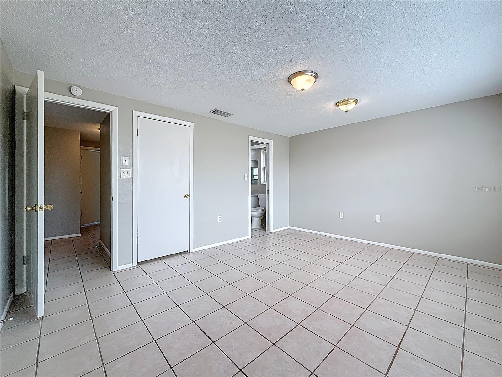 Image 47 of 79 For 1236 Normandy Boulevard