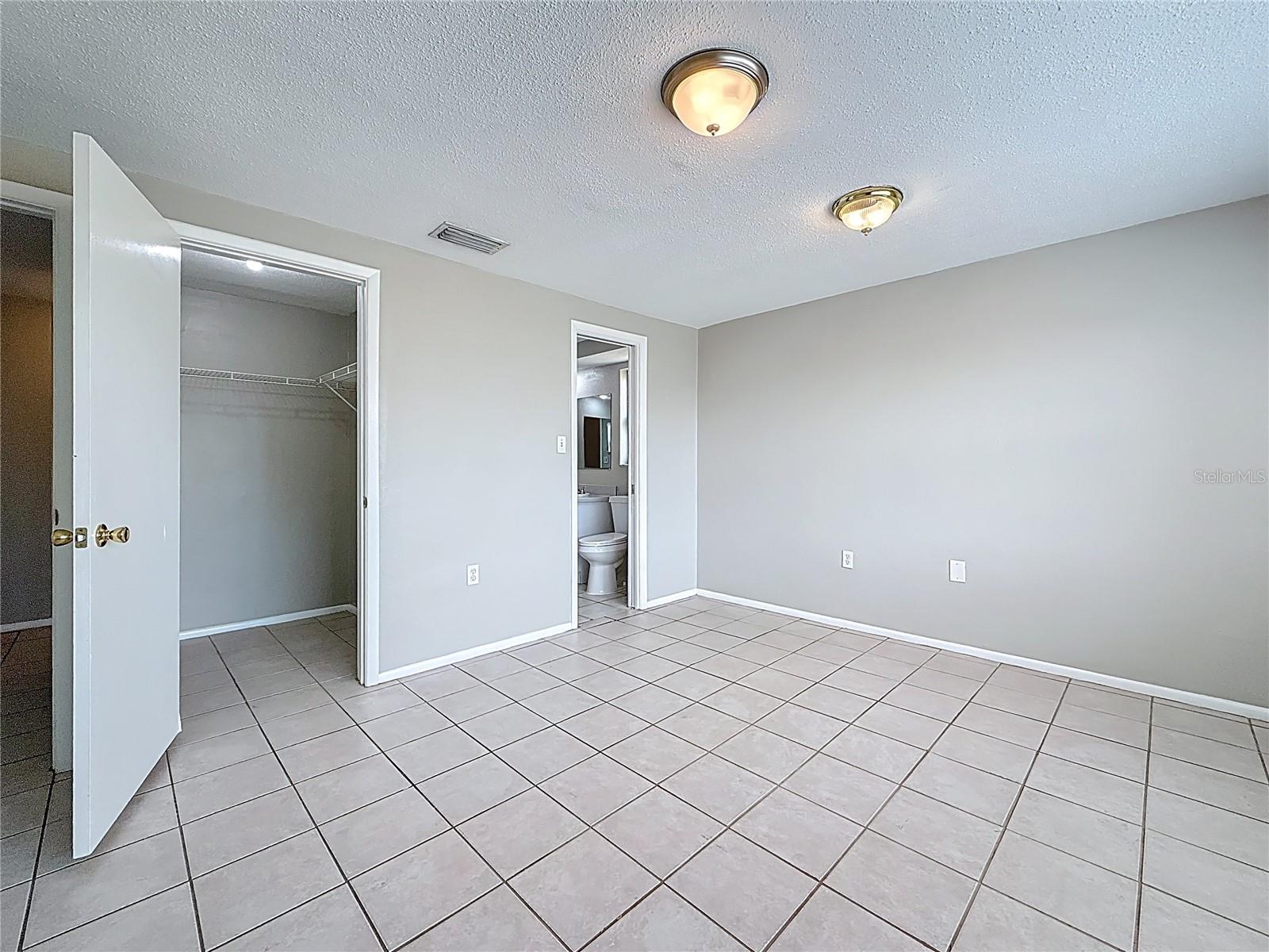 Image 48 of 79 For 1236 Normandy Boulevard