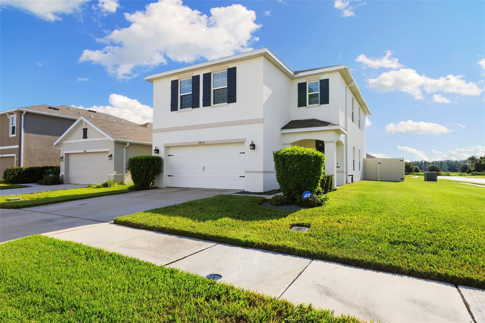 Image 4 of 46 For 34212 Jasper Stone Drive