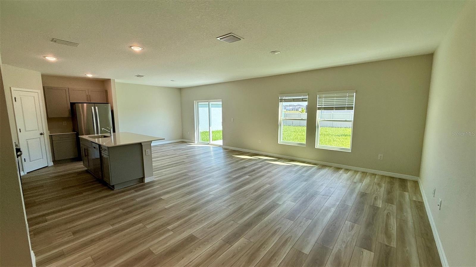 Image 11 of 29 For 37163 Sagemoor Drive