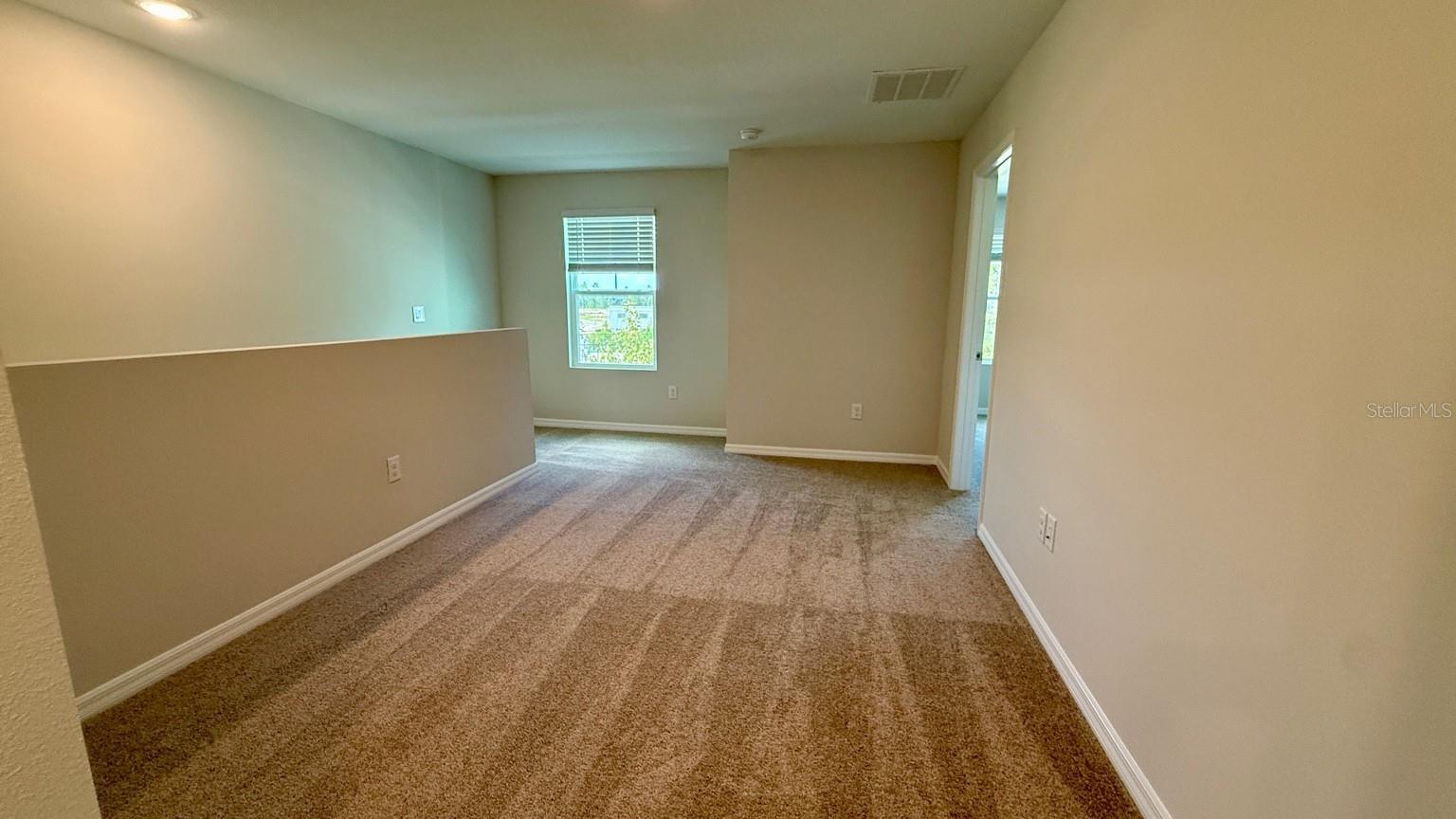 Image 16 of 29 For 37163 Sagemoor Drive
