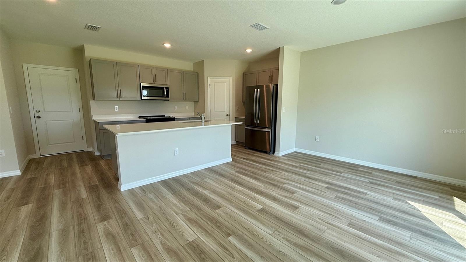 Image 8 of 29 For 37163 Sagemoor Drive