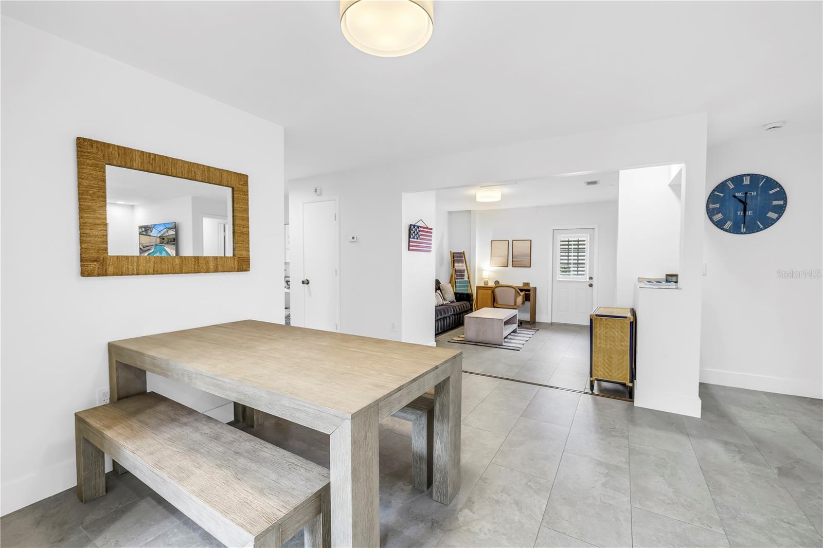 Image 16 of 65 For 3137 Campbell Street