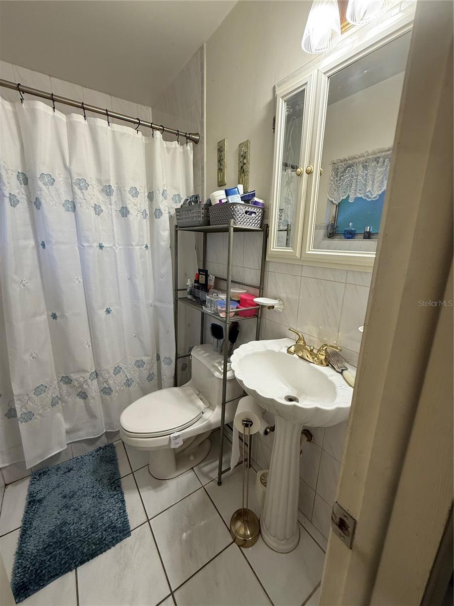 Image 11 of 12 For 6022 Murray Hill Drive