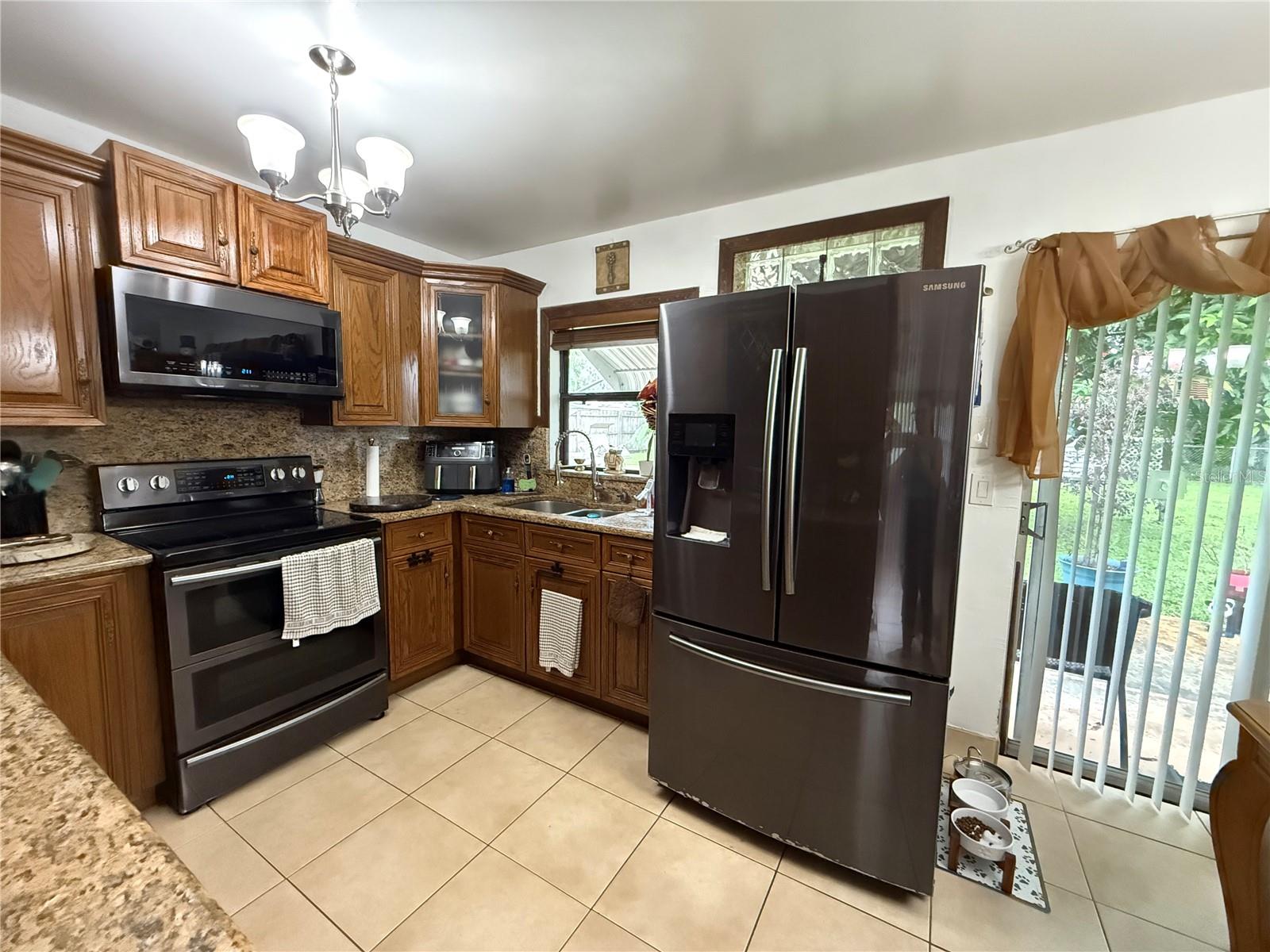 Image 7 of 12 For 6022 Murray Hill Drive