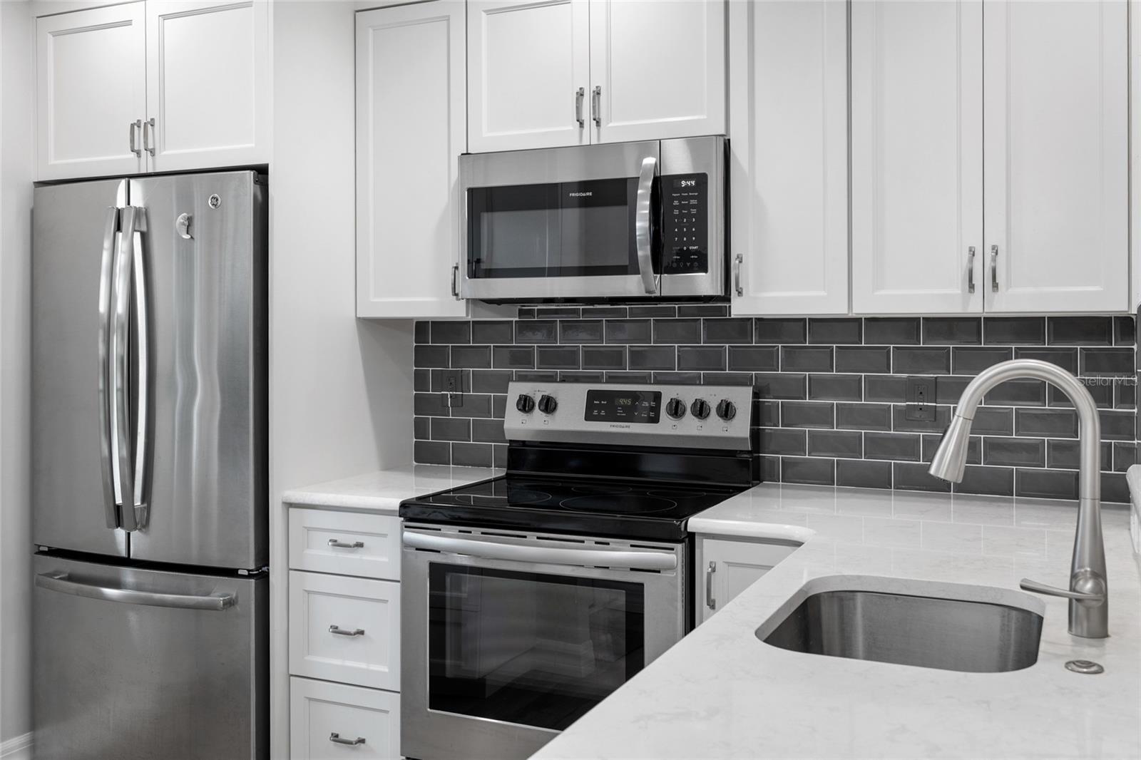 Image 4 of 24 For 1701 Pinehurst Road 17g