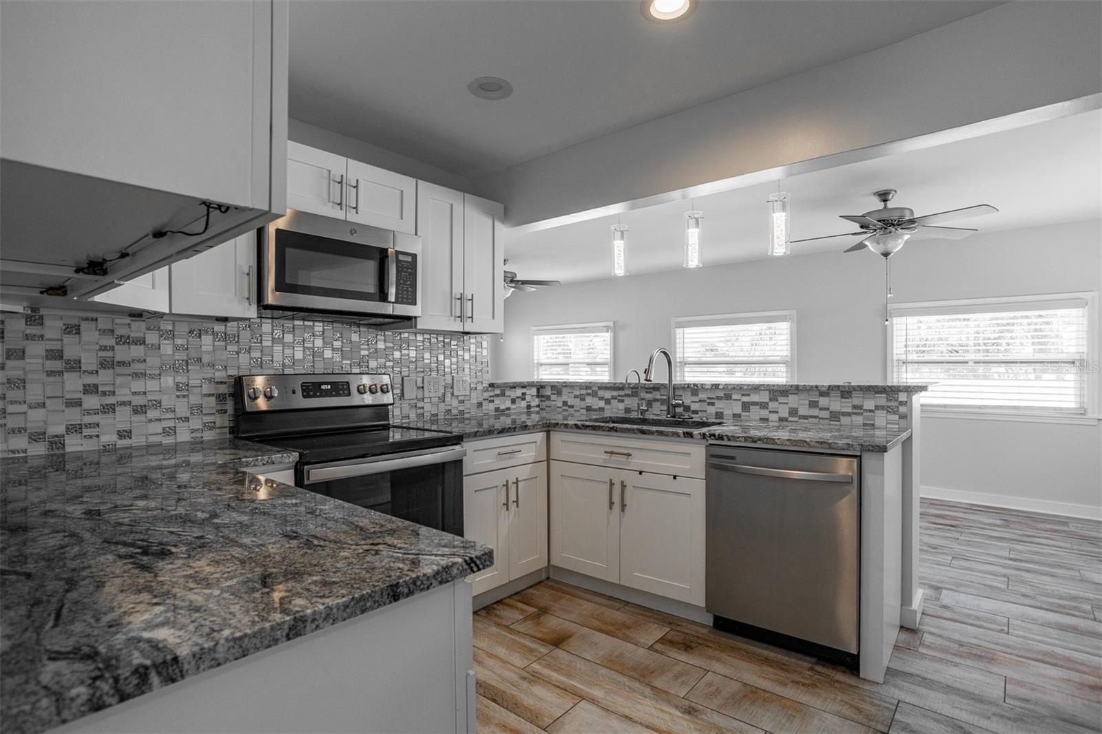 Image 10 of 44 For 1499 River Shore Way