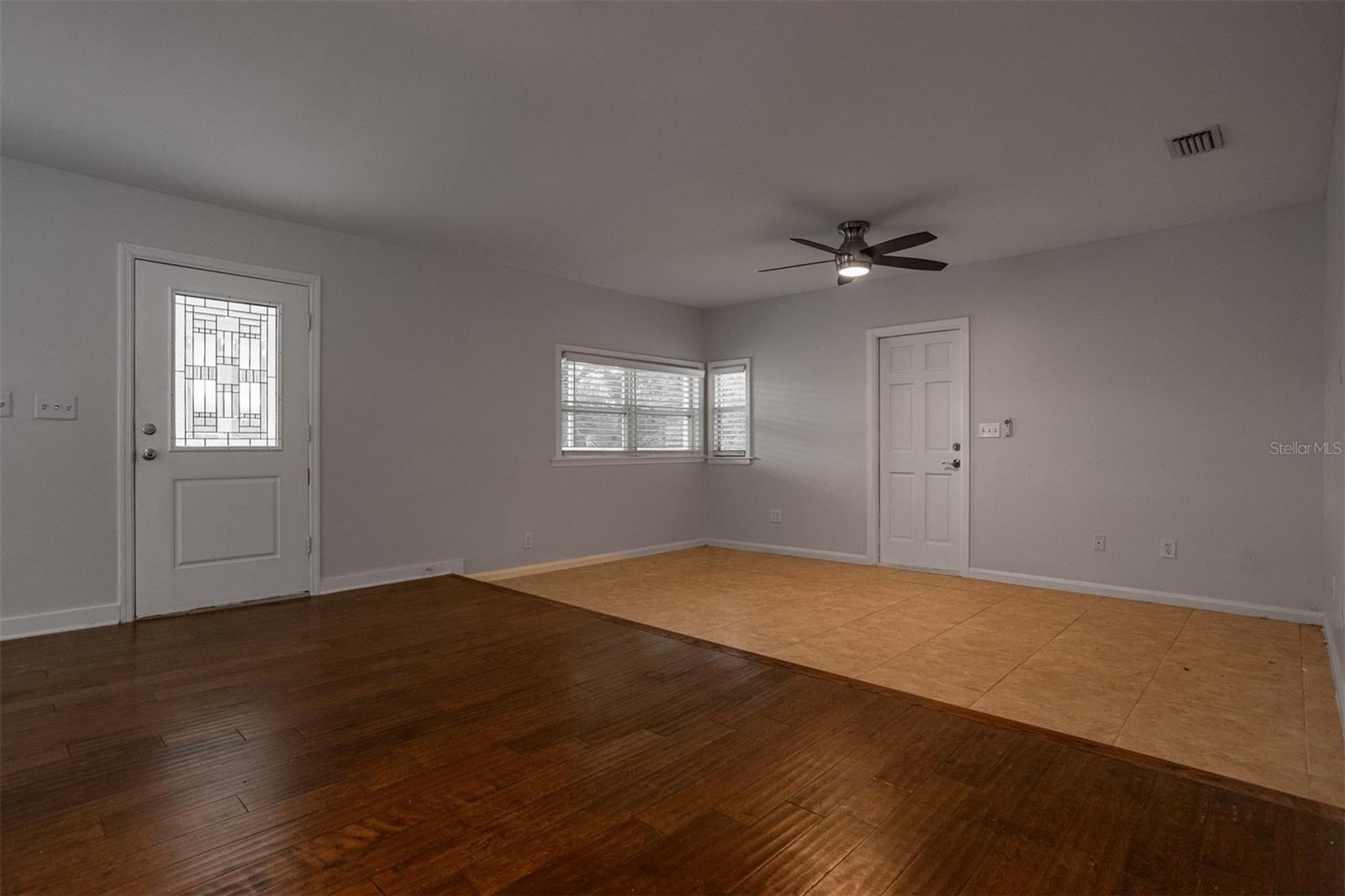 Image 17 of 44 For 1499 River Shore Way