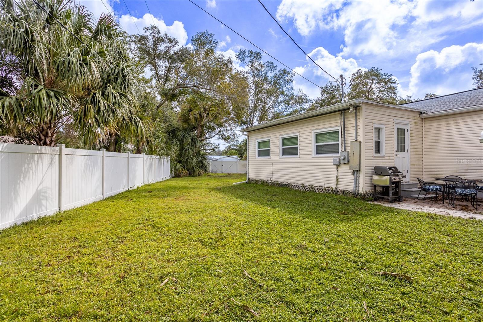 Image 33 of 44 For 1499 River Shore Way