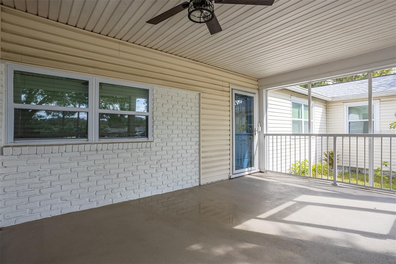 Image 39 of 44 For 1499 River Shore Way