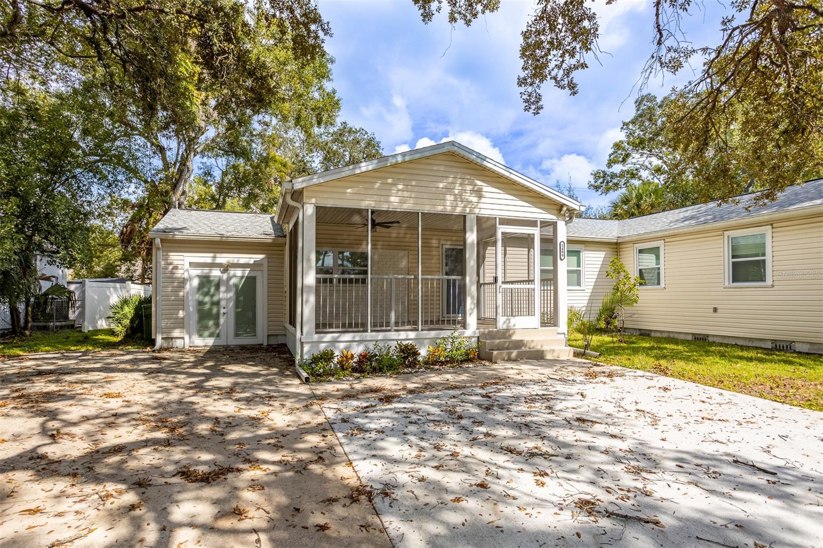 Image 41 of 44 For 1499 River Shore Way