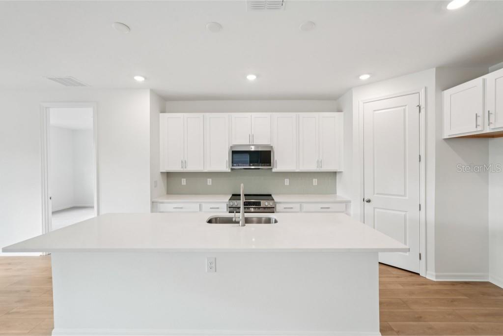 Image 11 of 31 For 2349 Broadbrook Drive