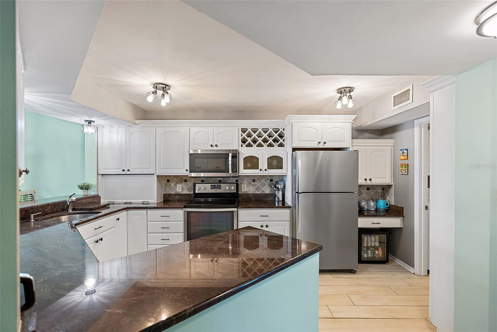 Image 10 of 34 For 5151 Isla Key Boulevard S 223