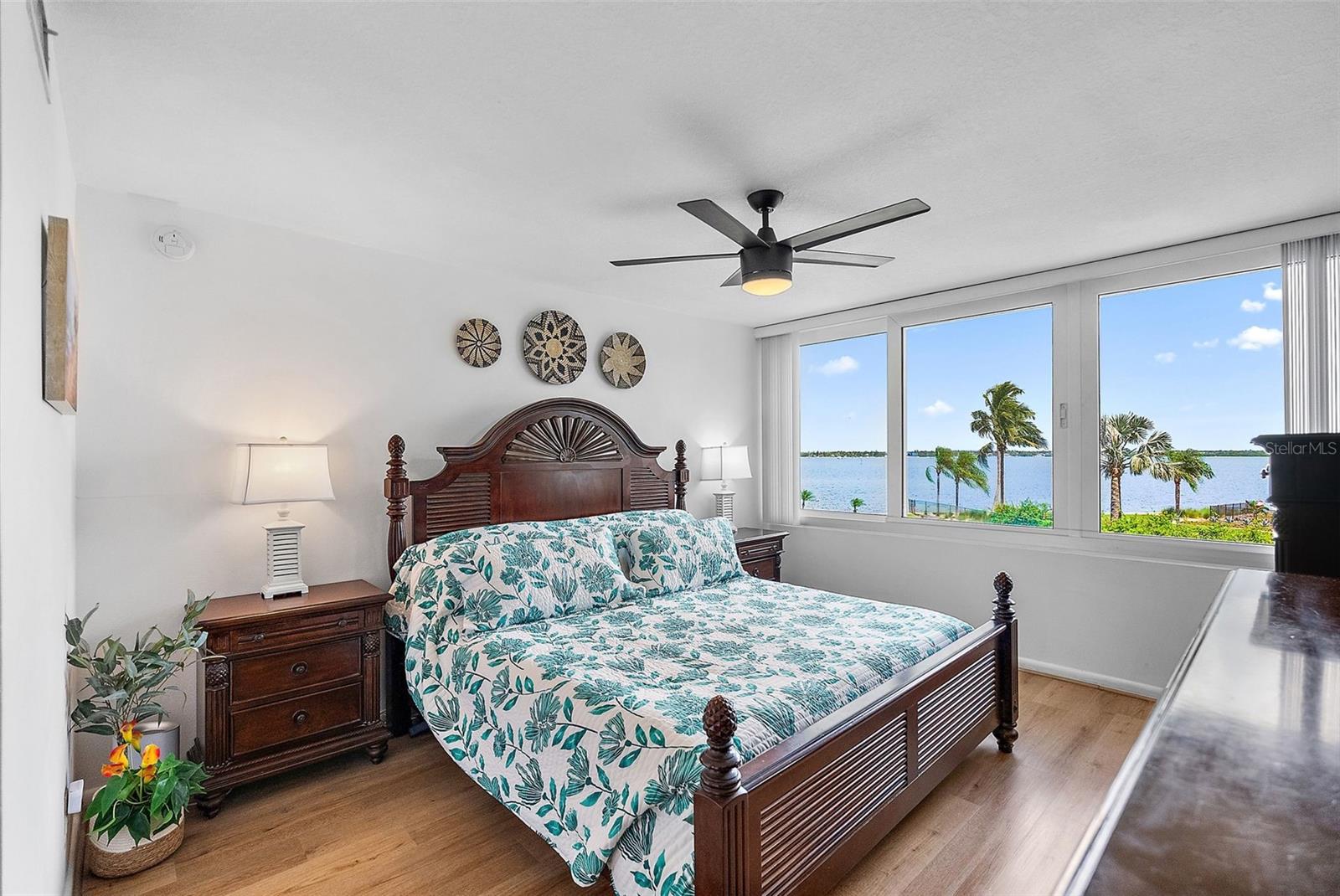 Image 11 of 34 For 5151 Isla Key Boulevard S 223