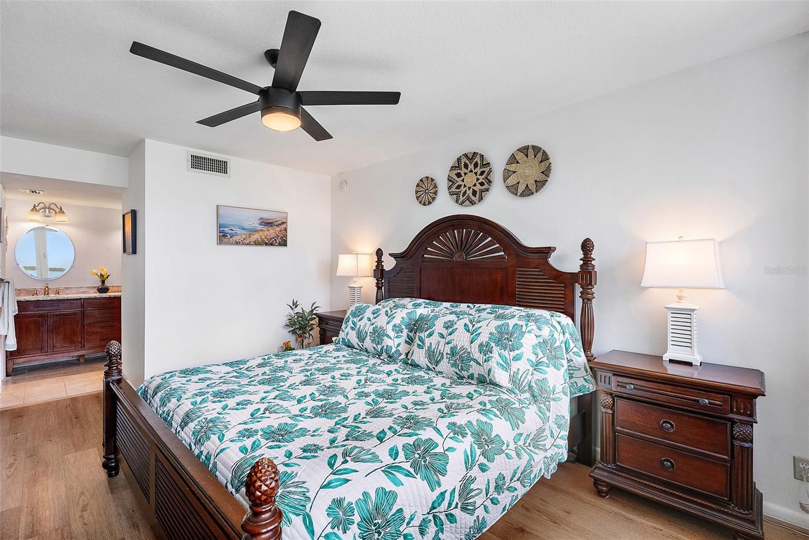 Image 12 of 34 For 5151 Isla Key Boulevard S 223