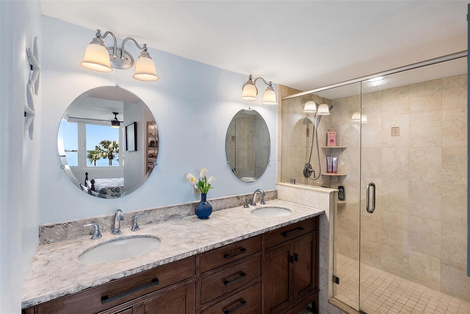 Image 13 of 34 For 5151 Isla Key Boulevard S 223