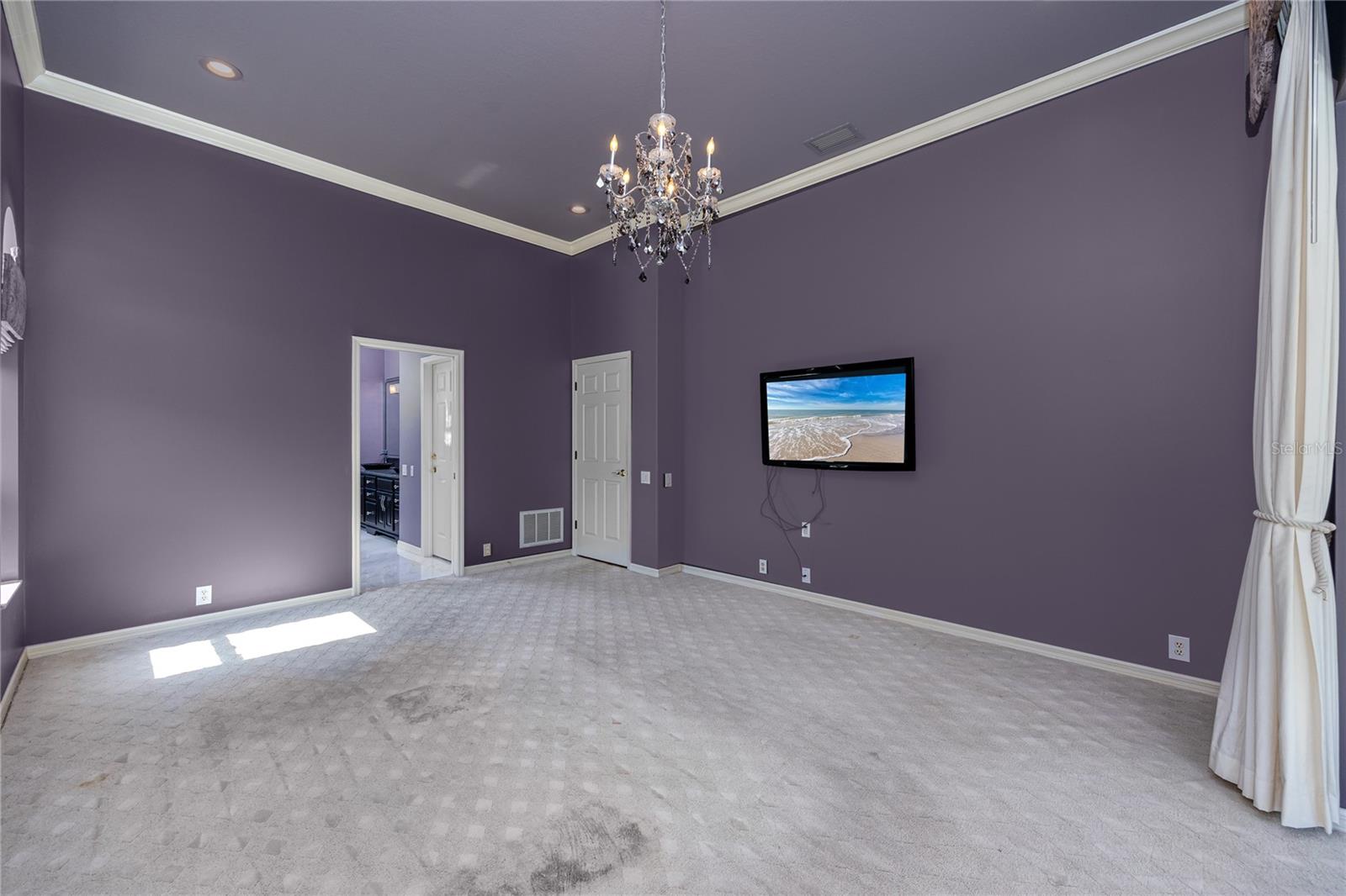 Listing photo id 44 for 1471 Briargrove Way