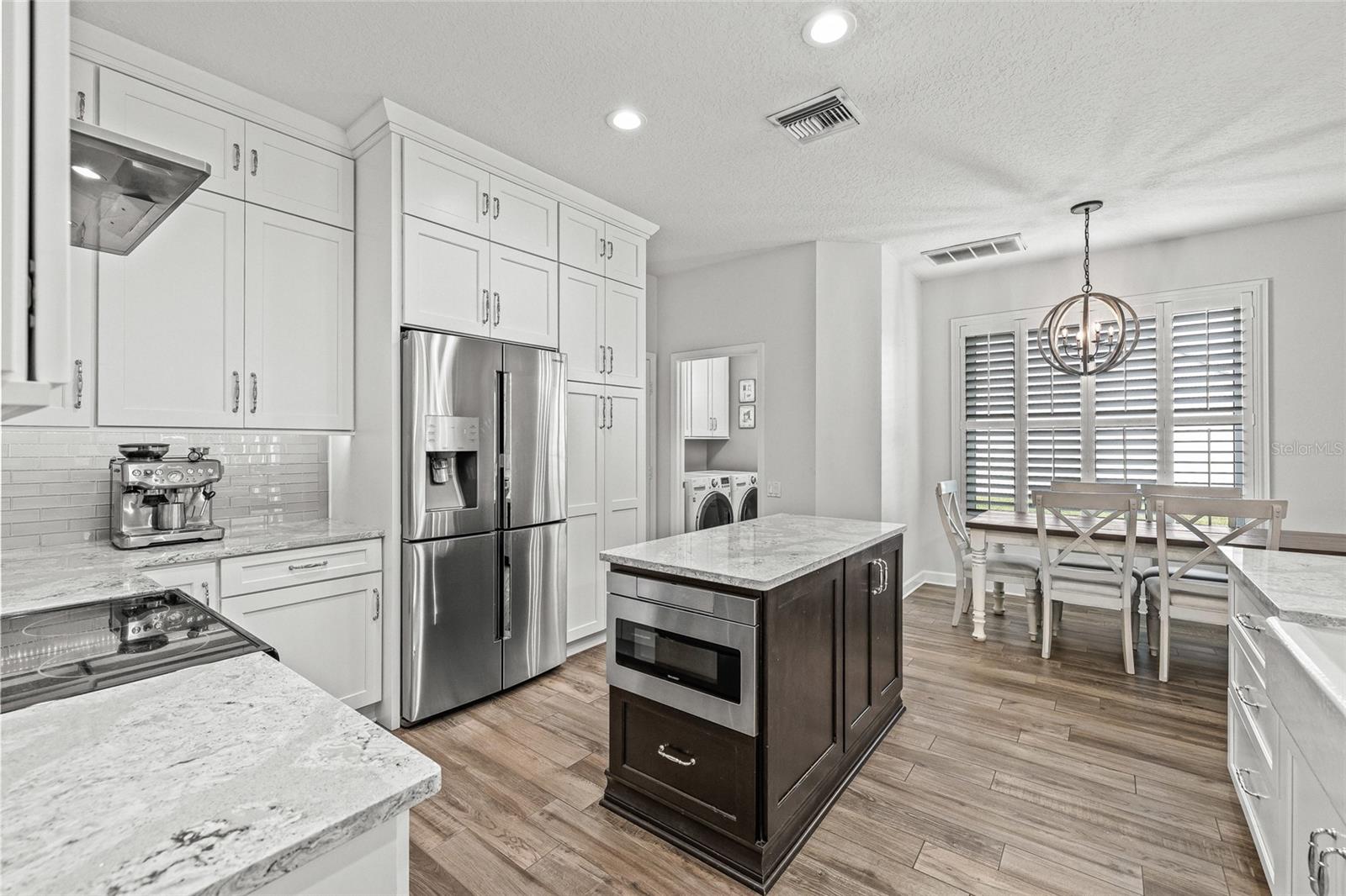Image 16 of 72 For 12901 Greenville Court