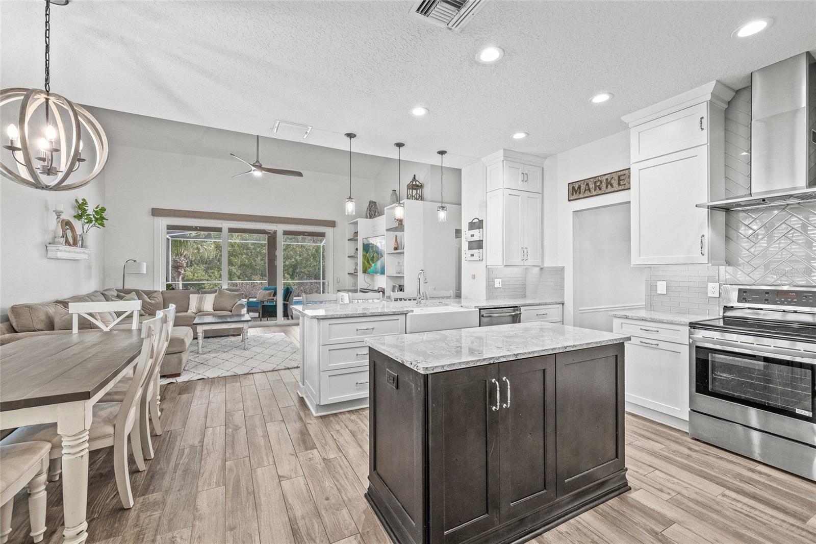 Image 17 of 72 For 12901 Greenville Court