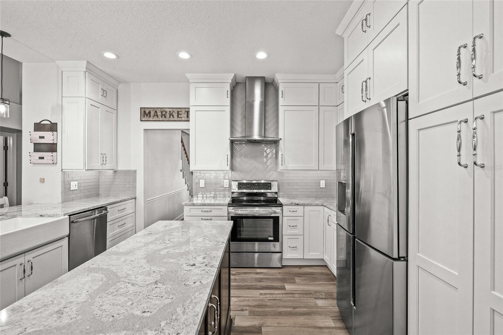Image 18 of 72 For 12901 Greenville Court