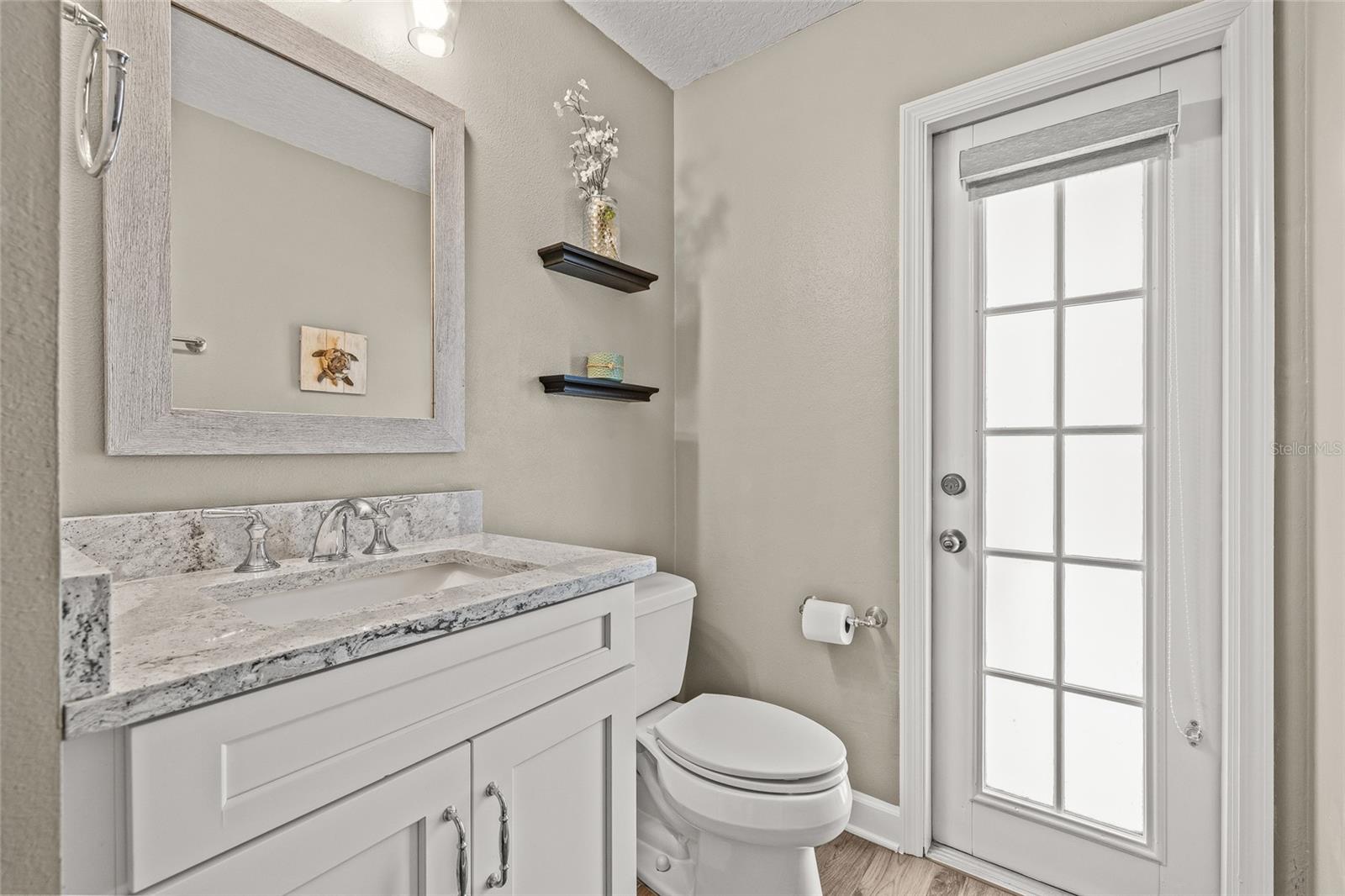 Image 32 of 72 For 12901 Greenville Court