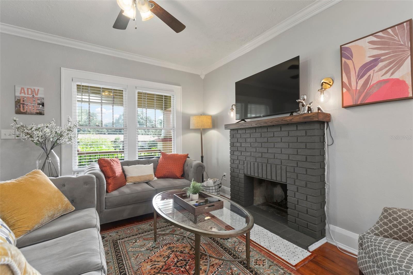 Image 11 of 47 For 812 River Heights Avenue