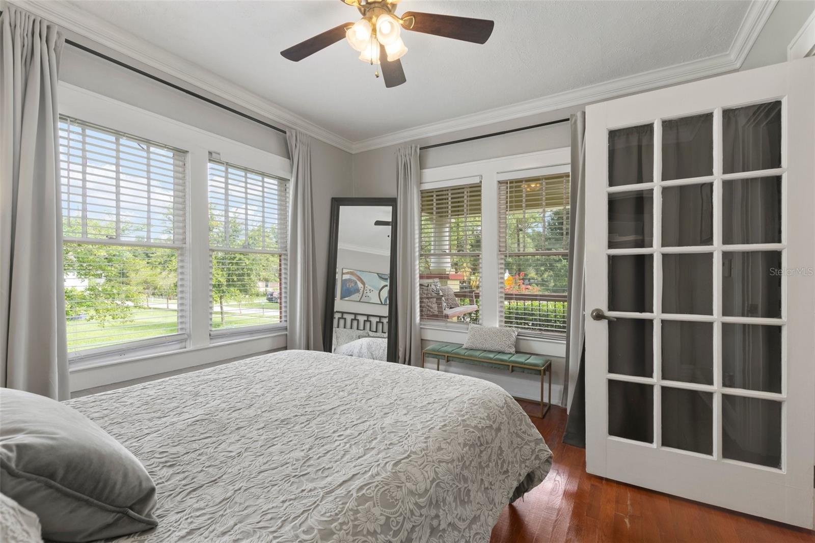 Image 17 of 47 For 812 River Heights Avenue
