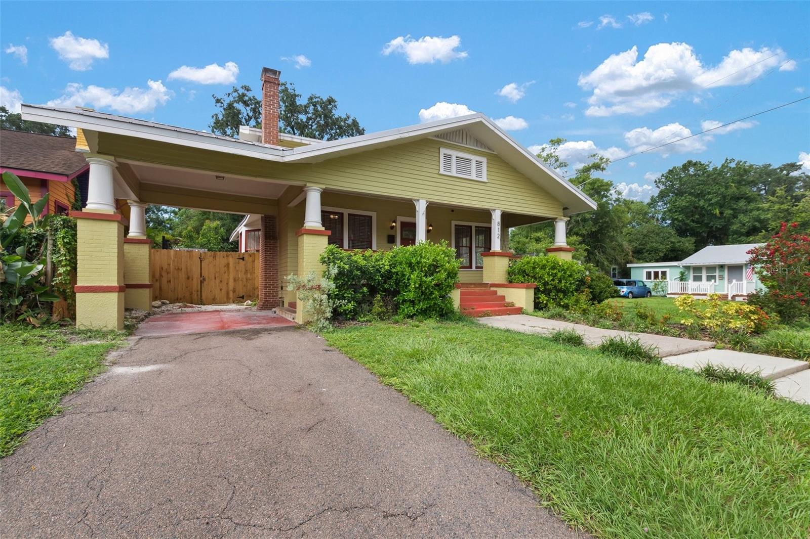 Image 2 of 47 For 812 River Heights Avenue