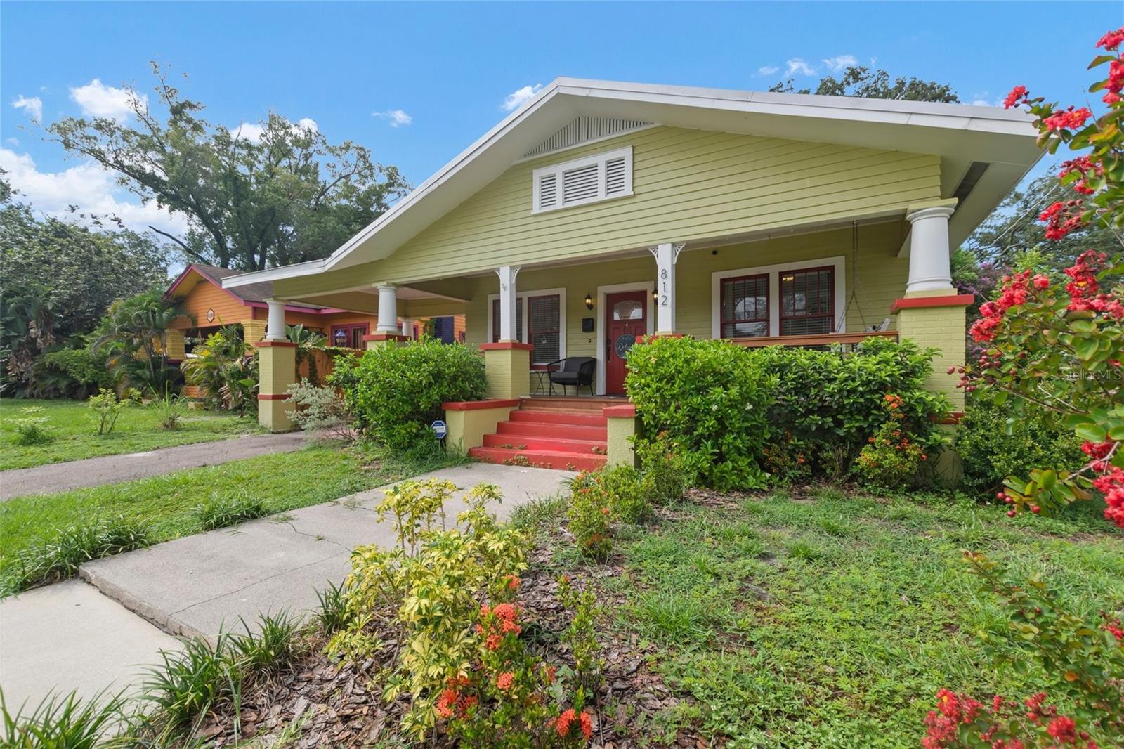 Image 3 of 47 For 812 River Heights Avenue