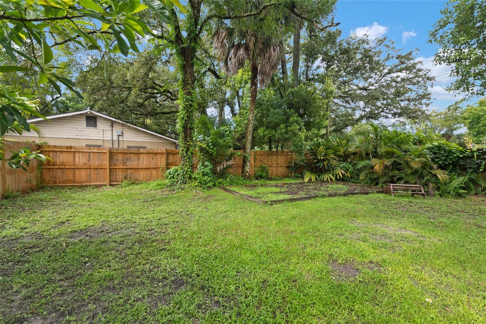Image 45 of 47 For 812 River Heights Avenue