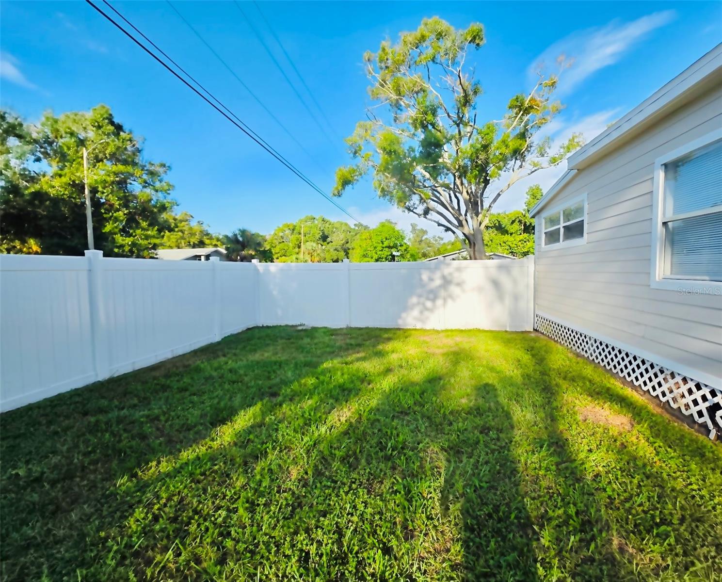 Image 13 of 14 For 5001 Rena Street N