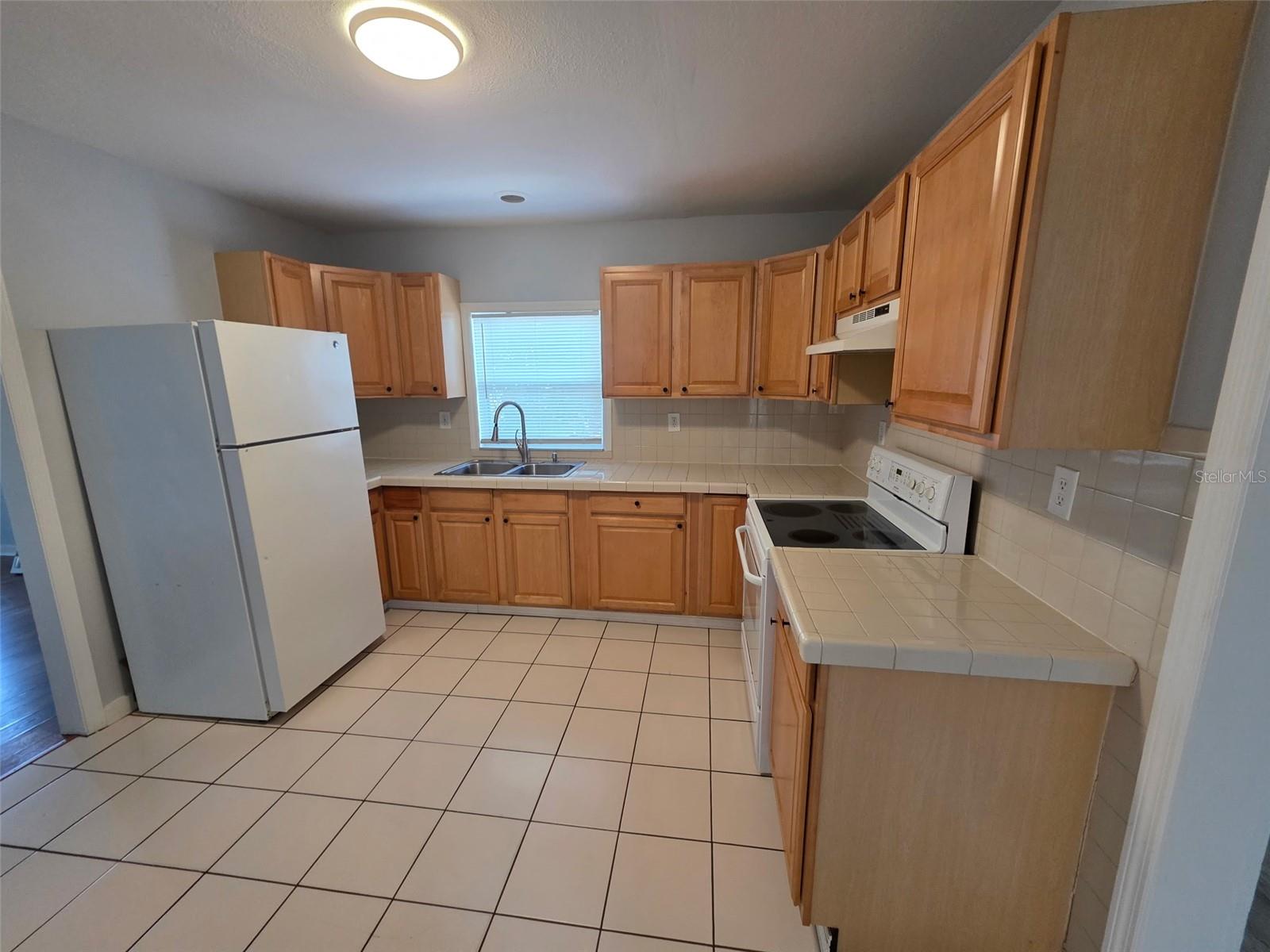 Image 3 of 14 For 5001 Rena Street N
