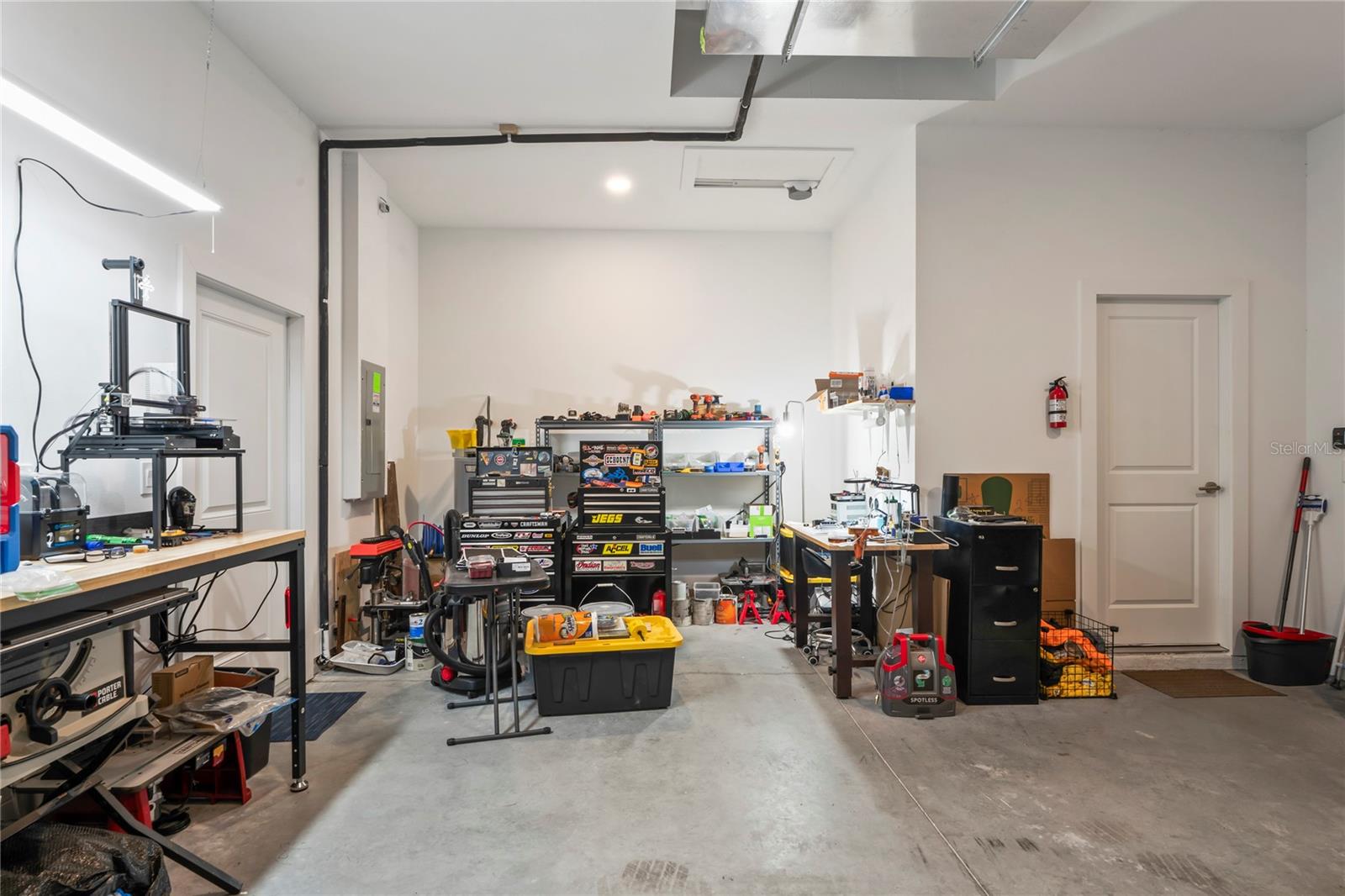 Listing photo id 37 for 11153 Wood Owl Ave