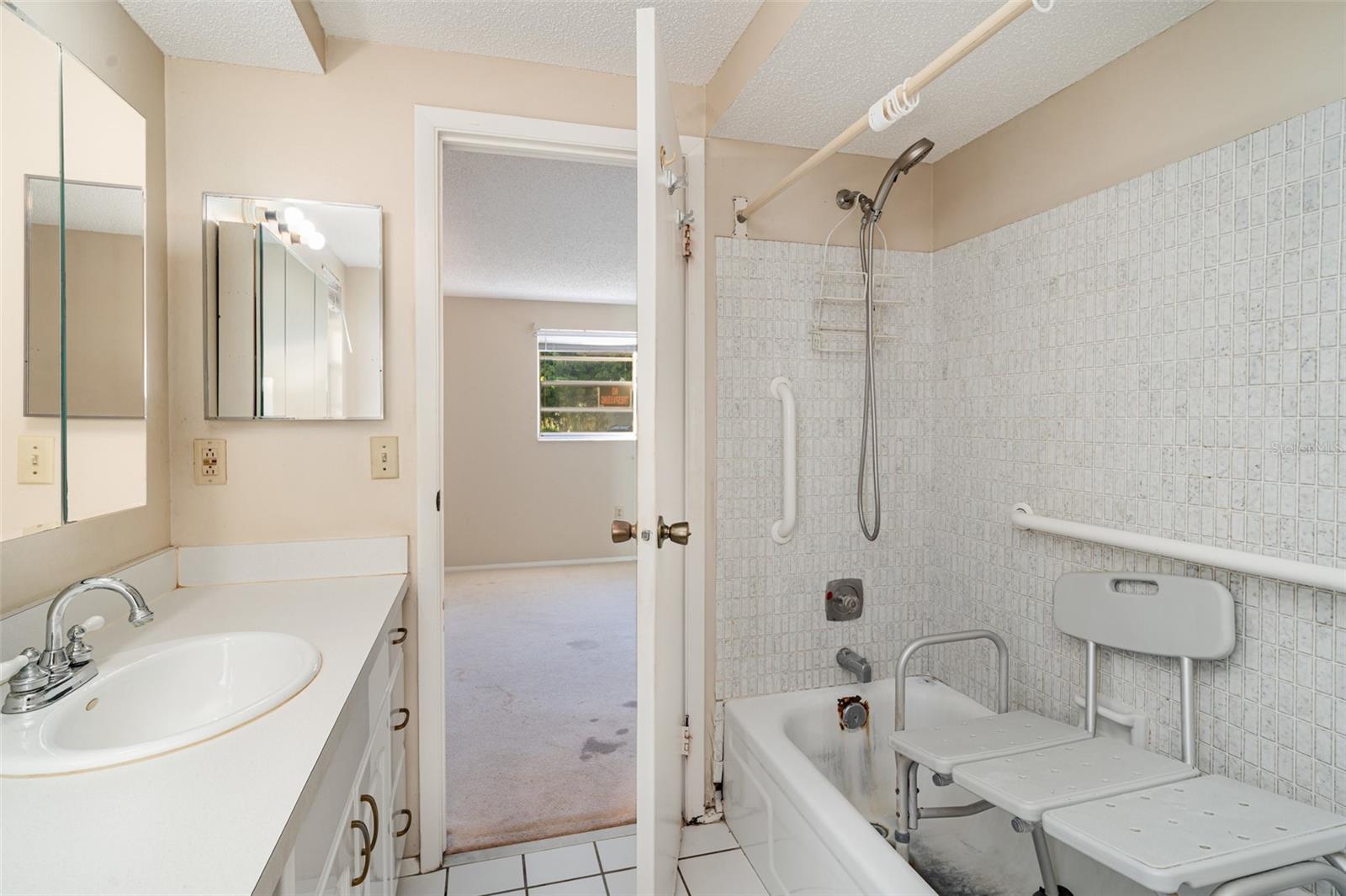 Image 10 of 17 For 3602 63rd Street W