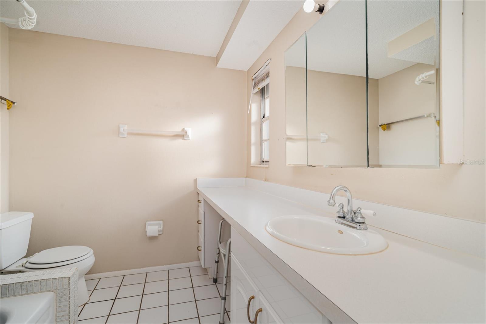 Image 9 of 17 For 3602 63rd Street W
