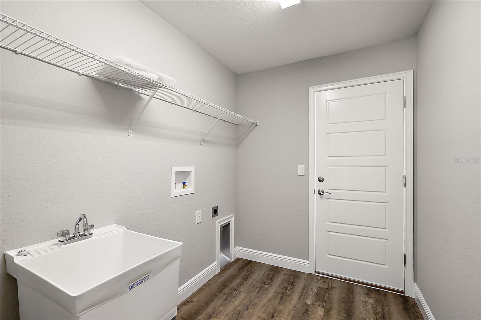Image 18 of 25 For 13740 89th Street