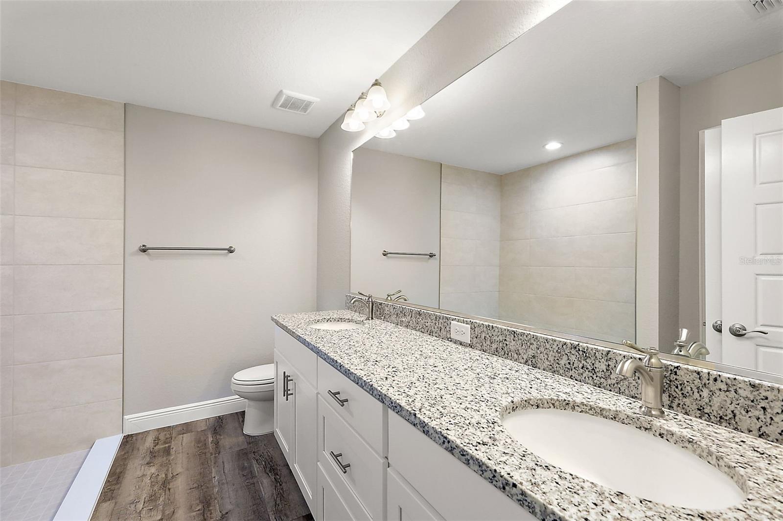 Image 9 of 25 For 13740 89th Street
