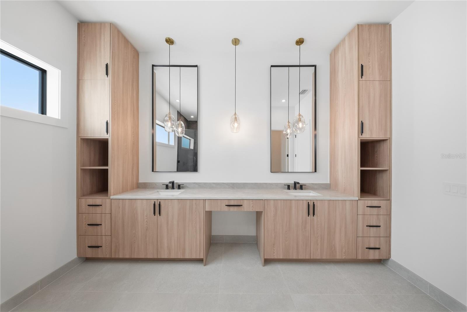 Image 55 of 77 For 3112 Grace Street