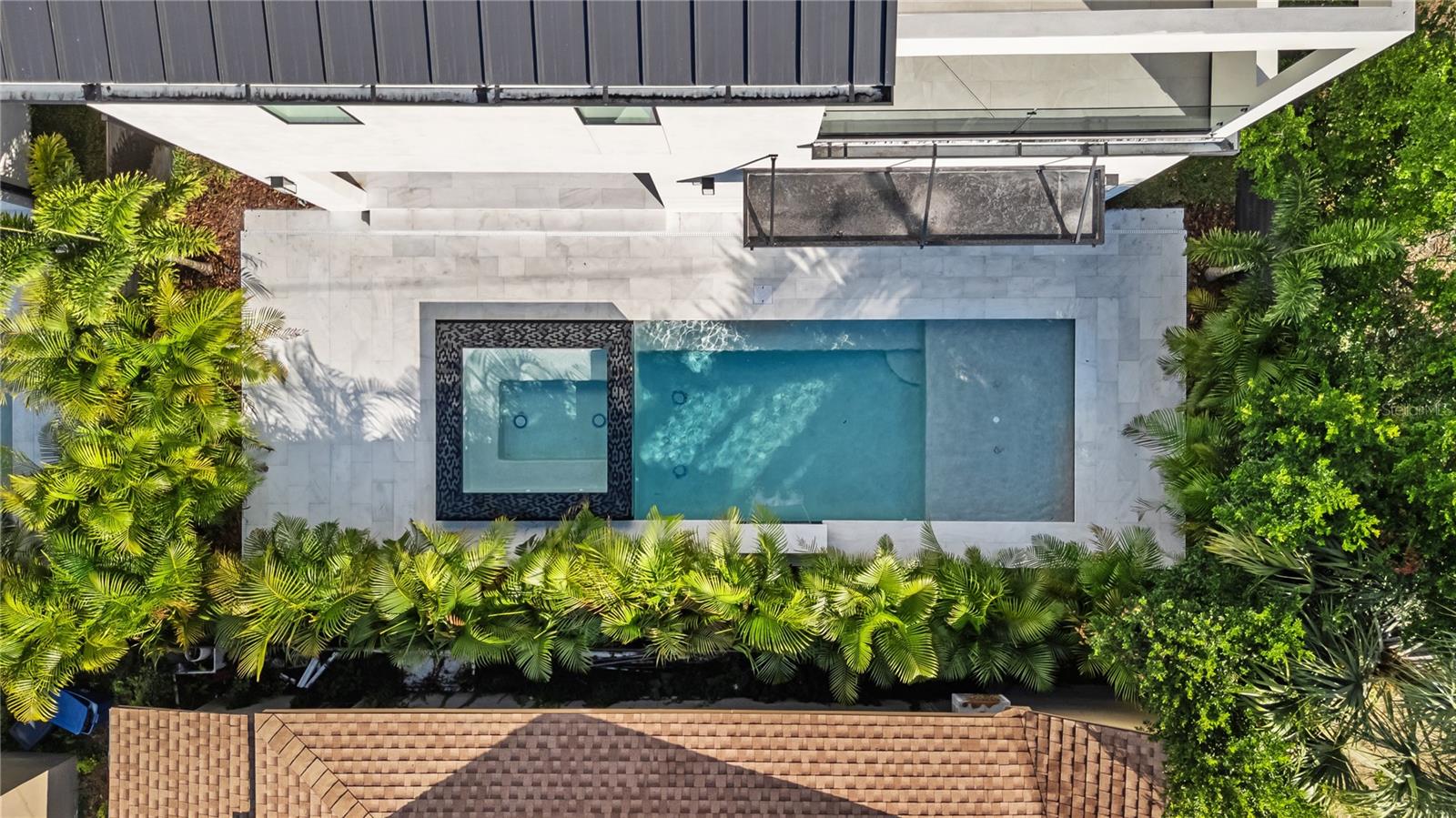 Image 67 of 77 For 3112 Grace Street