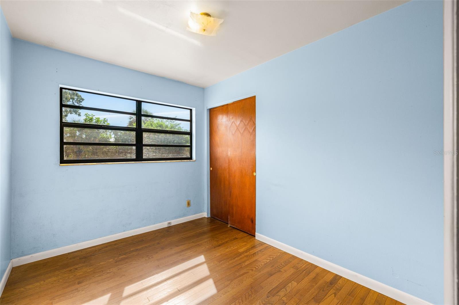 Image 18 of 30 For 6412 Cameron Avenue