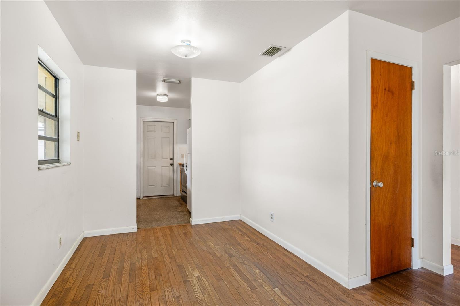 Image 9 of 30 For 6412 Cameron Avenue