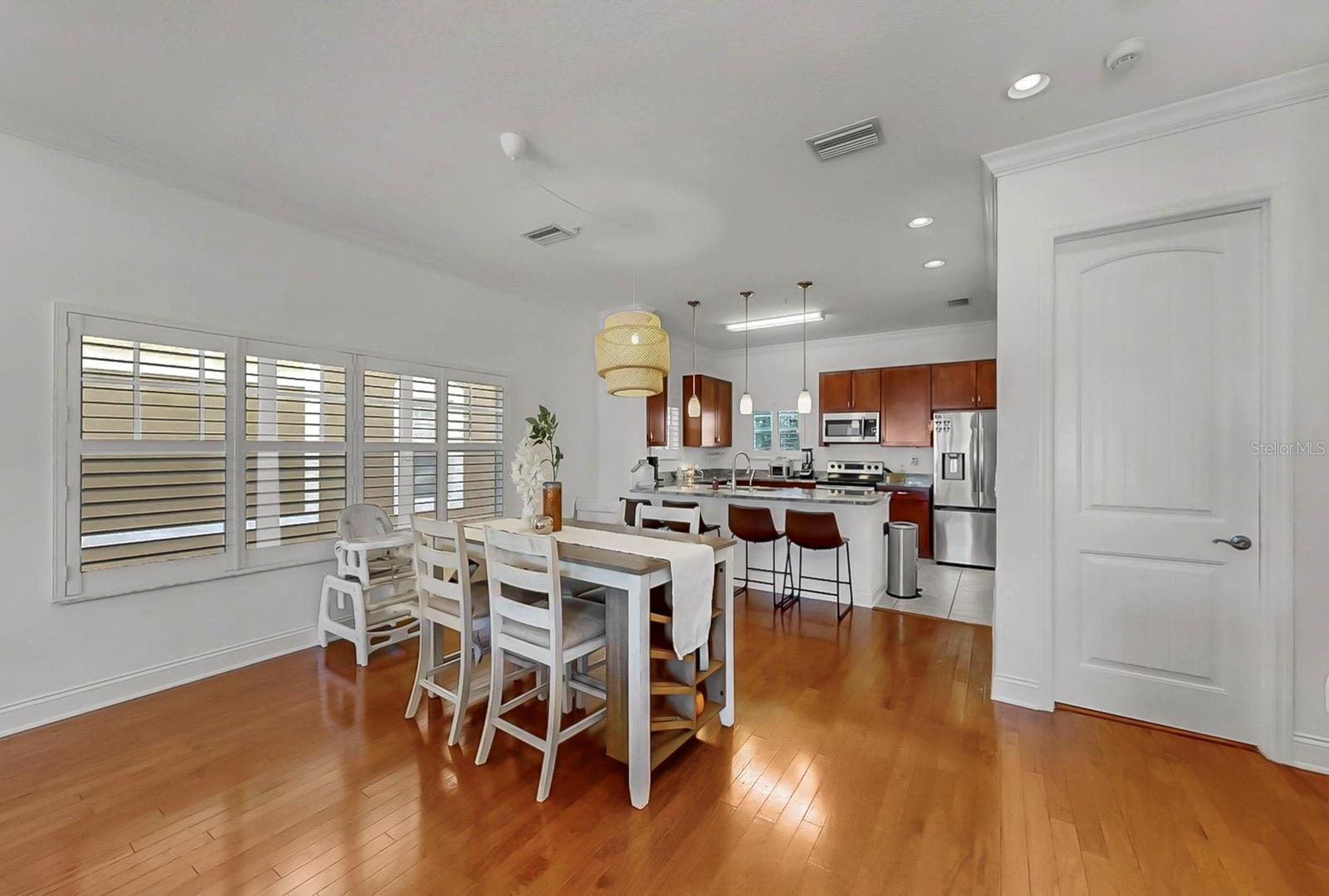 Image 19 of 59 For 111 Albany Avenue 11